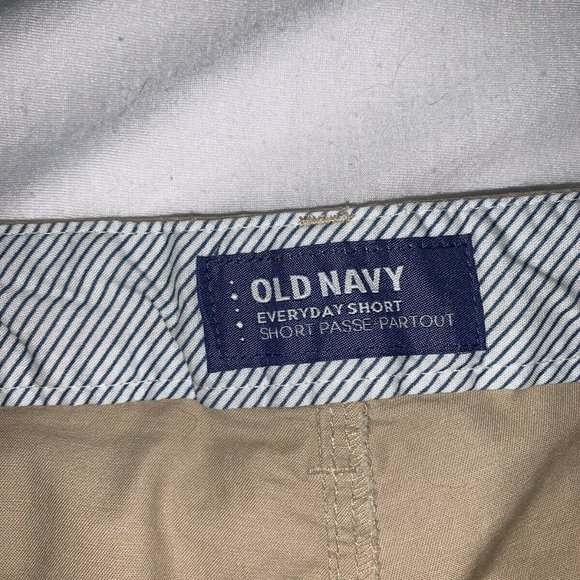 OLD NAVY Everyday Women's Flat Front khaki Cotton - Picture 2 of 5